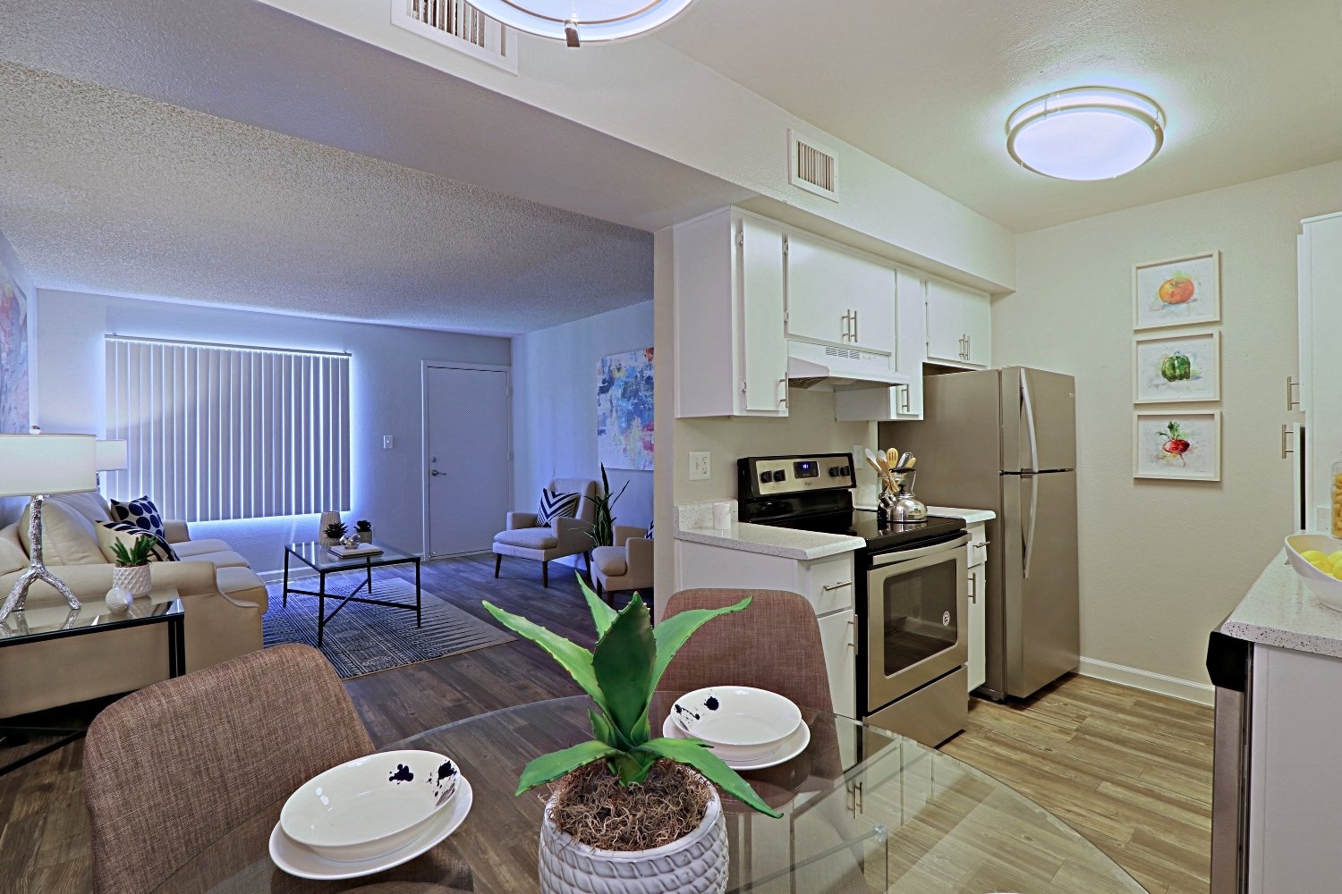 √ Apartments Near Fiesta Mall Mesa Az
